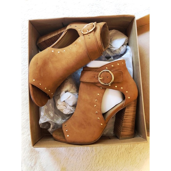 Asos Tamara studded high heel boots 7 - Picture 3 of 8